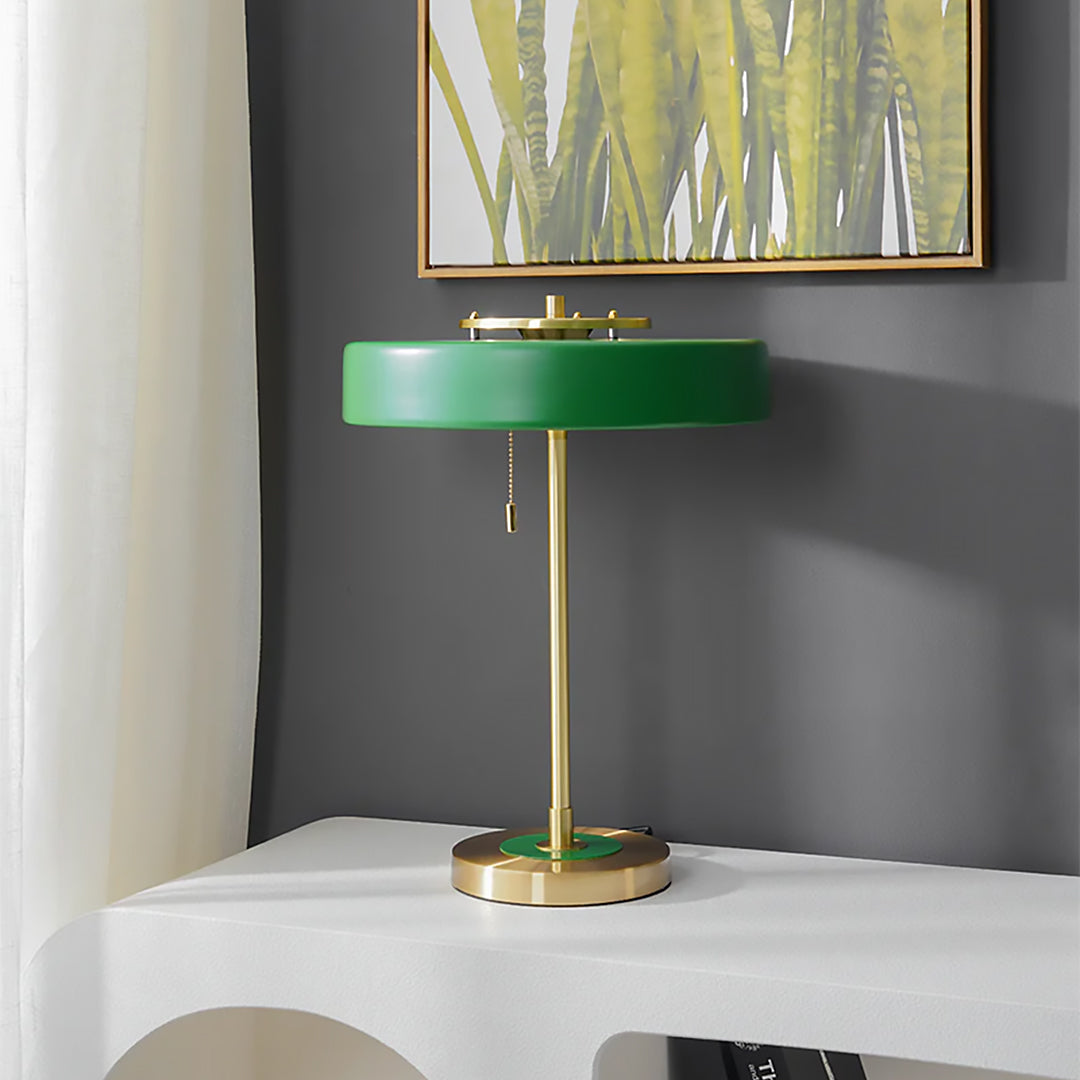 Rekindling the Past: 5 Vintage-Inspired Lighting Pieces with Timeless Charm