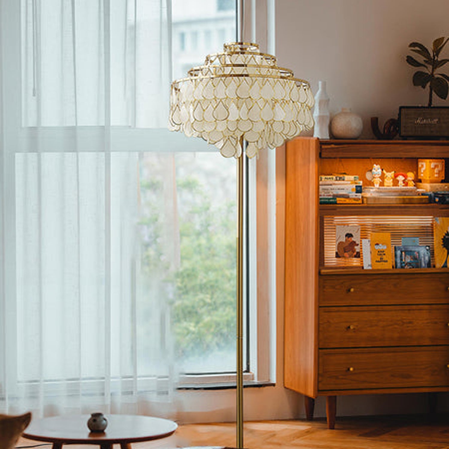Abbington Shell Floor Lamp