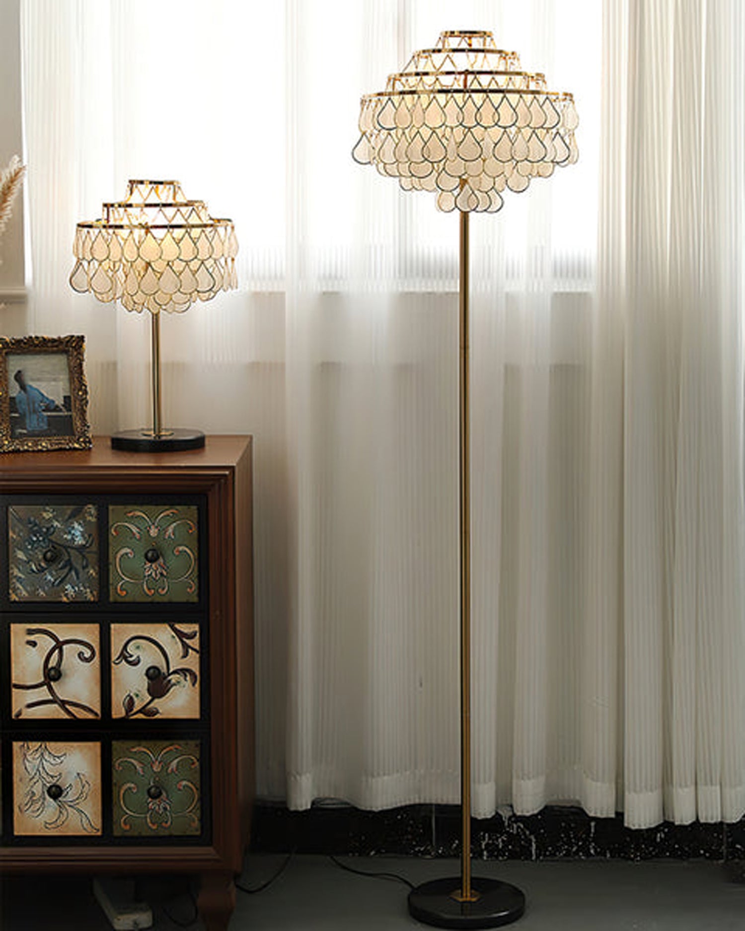 Abbington Shell Floor Lamp