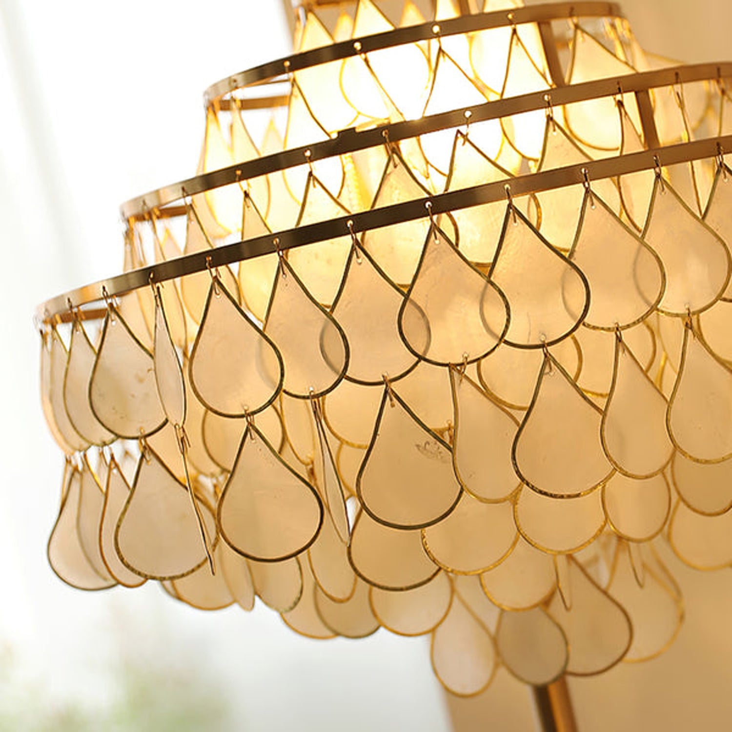 Abbington Shell Floor Lamp