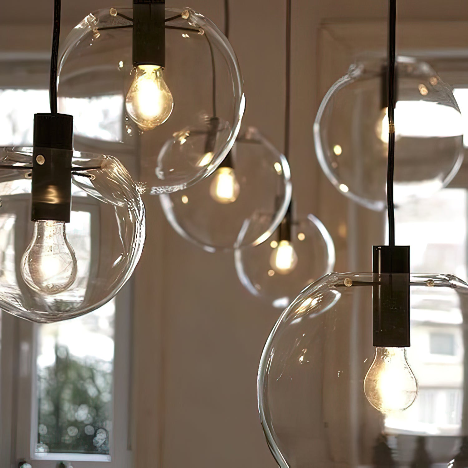 Apedo Pendant Light
