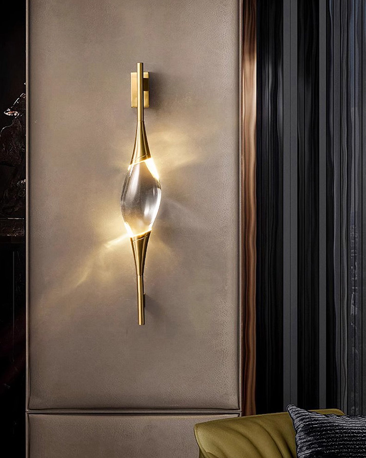 Asher Wall Lamp