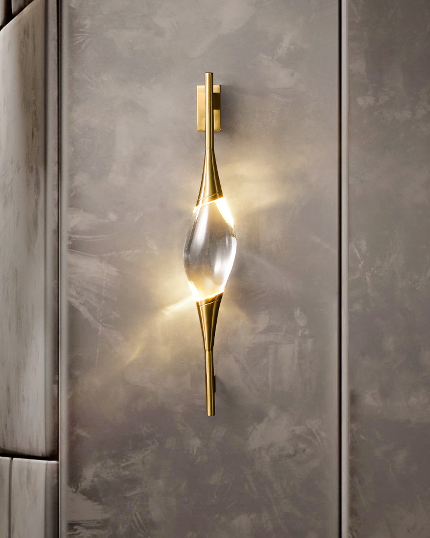 Asher Wall Lamp
