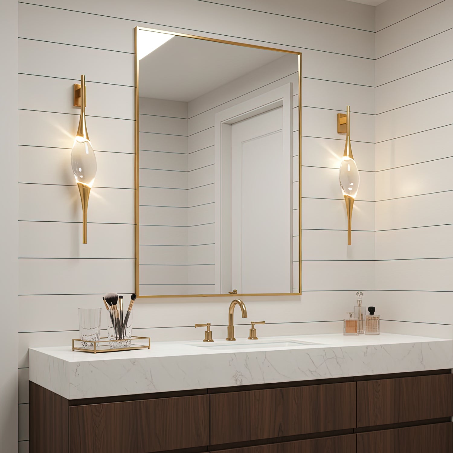 Asher Wall Lamp