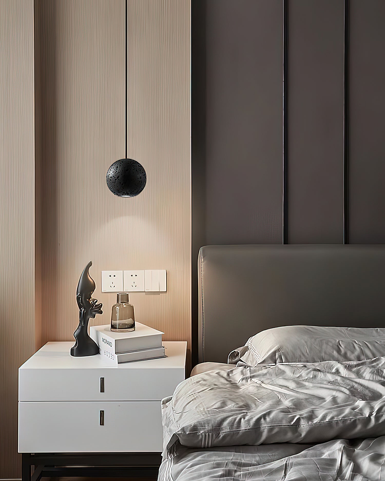 Brummel Pendant Light