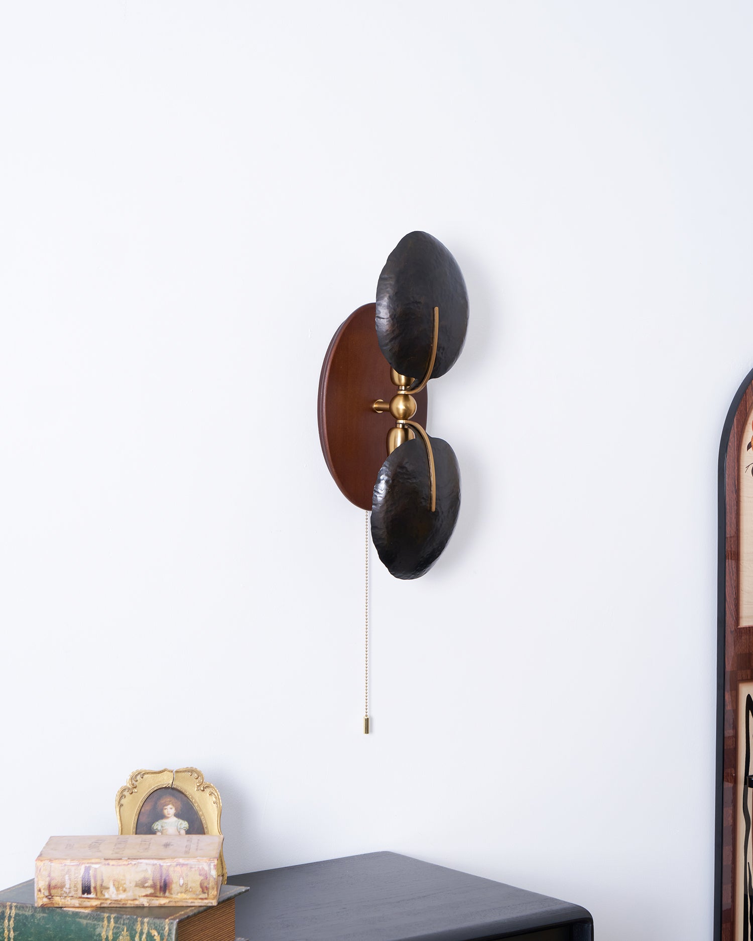 Callisto Wall Lamp