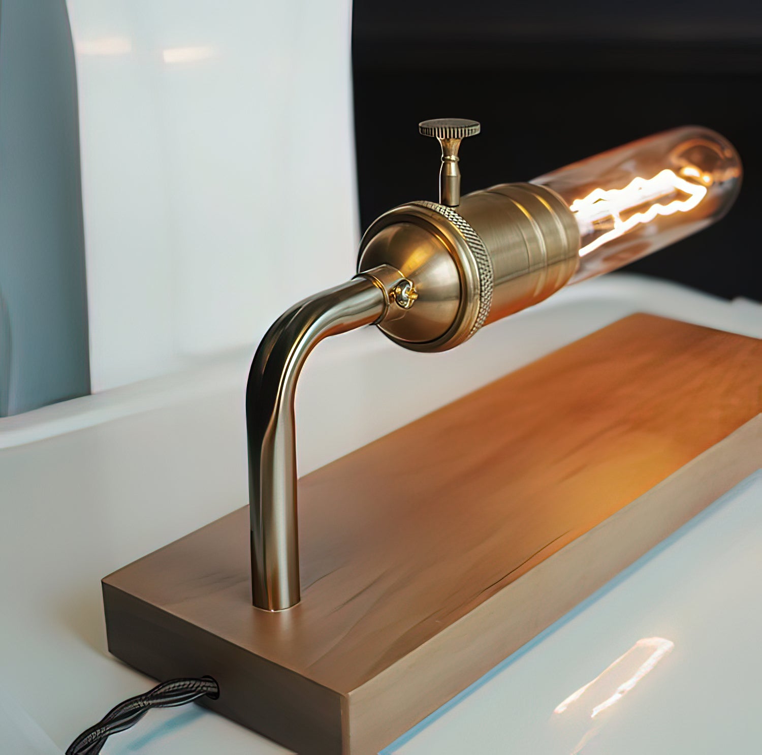 Celio table lamp