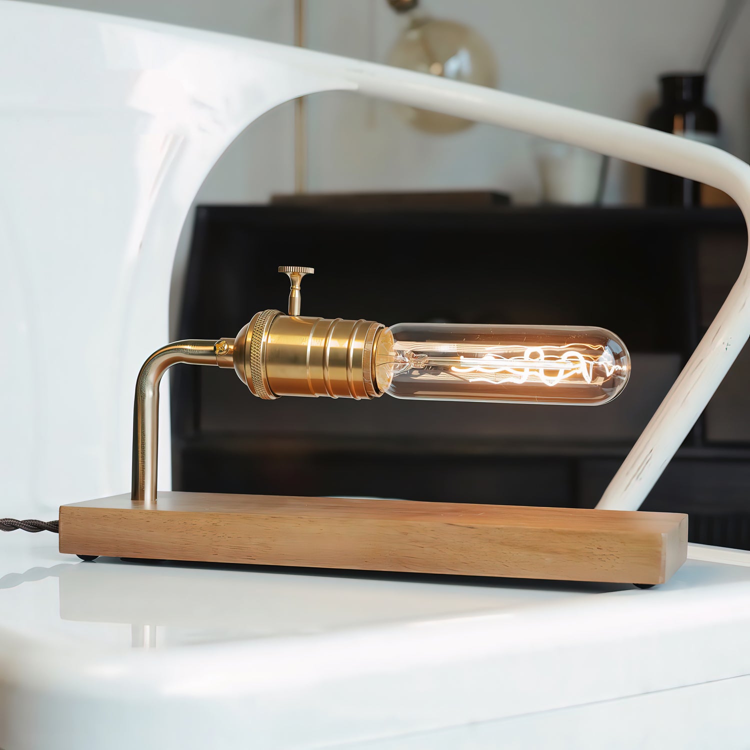 Celio table lamp