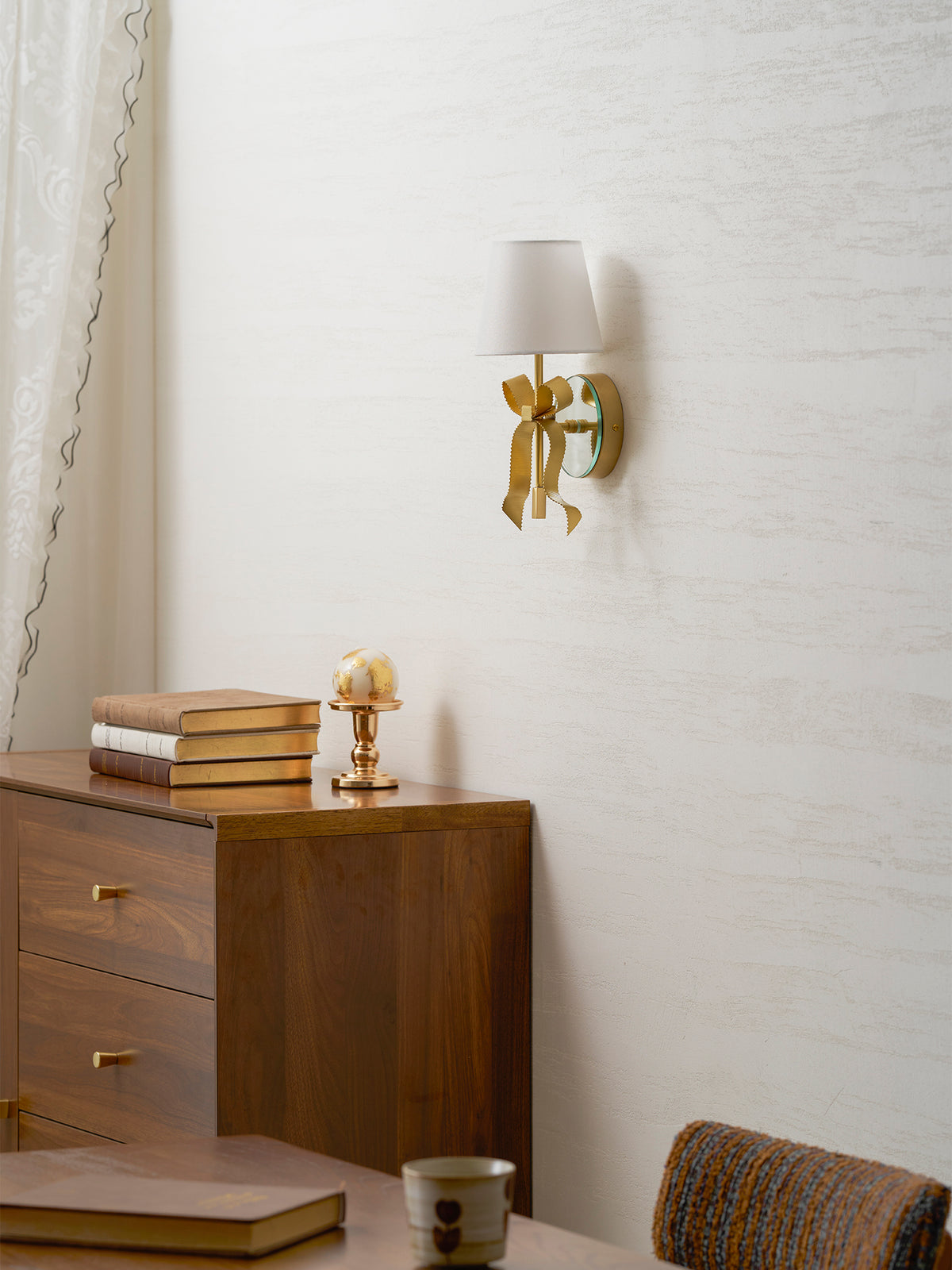 Colette Mirrored Bow Wall Sconce – detail 25