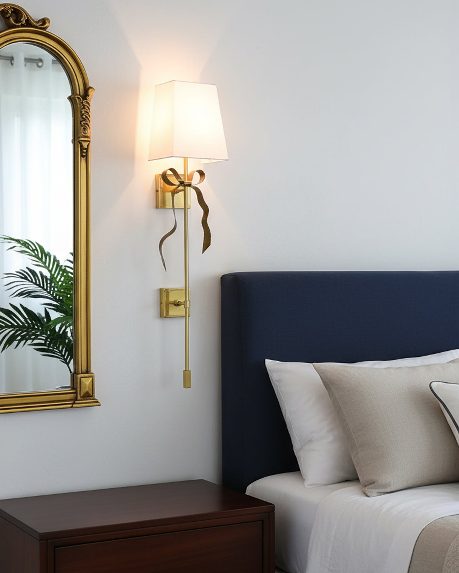 Ellery Gros-Grain Bow Sconce