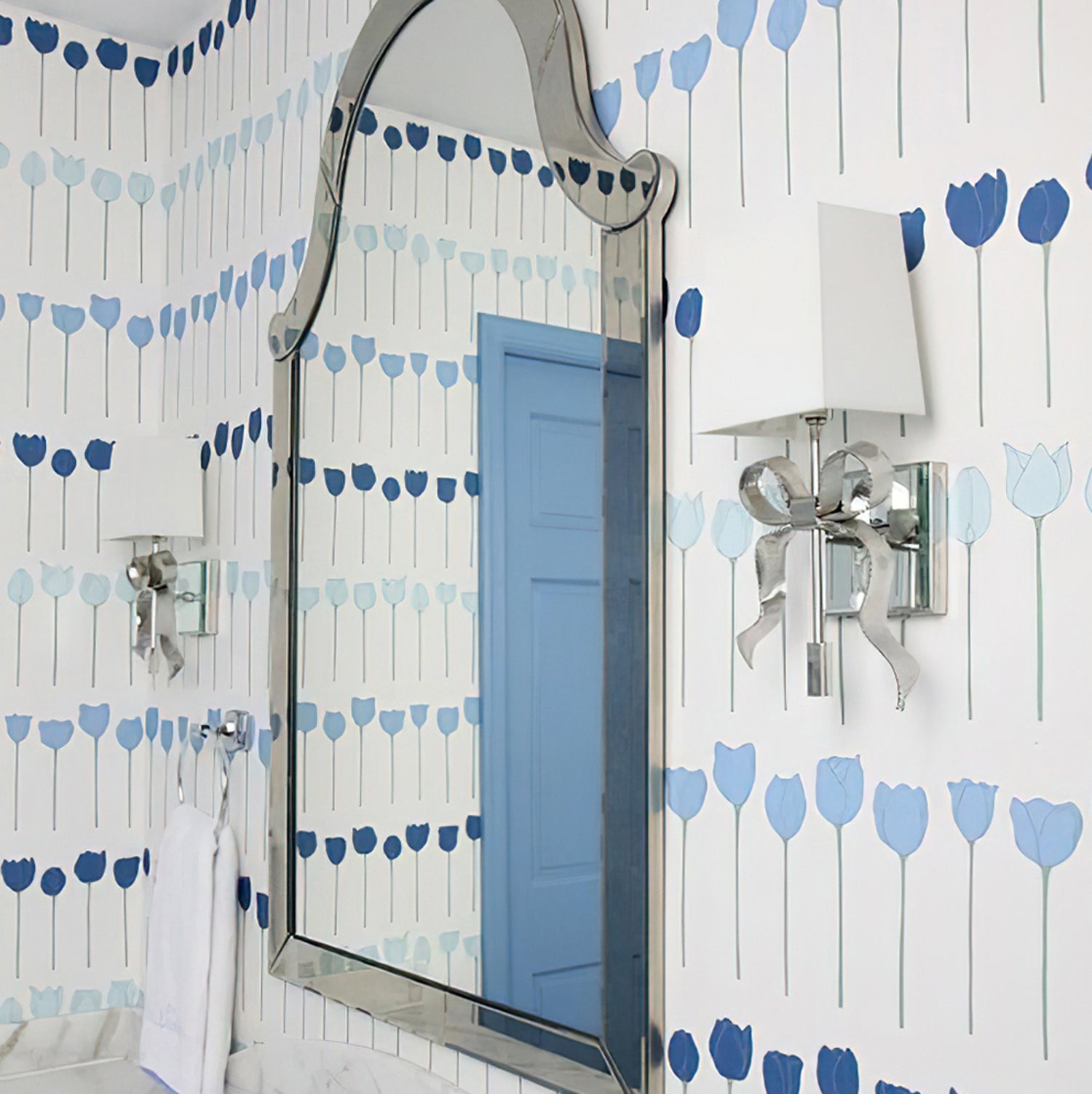 Ellery Gros-Grain Bow Sconce