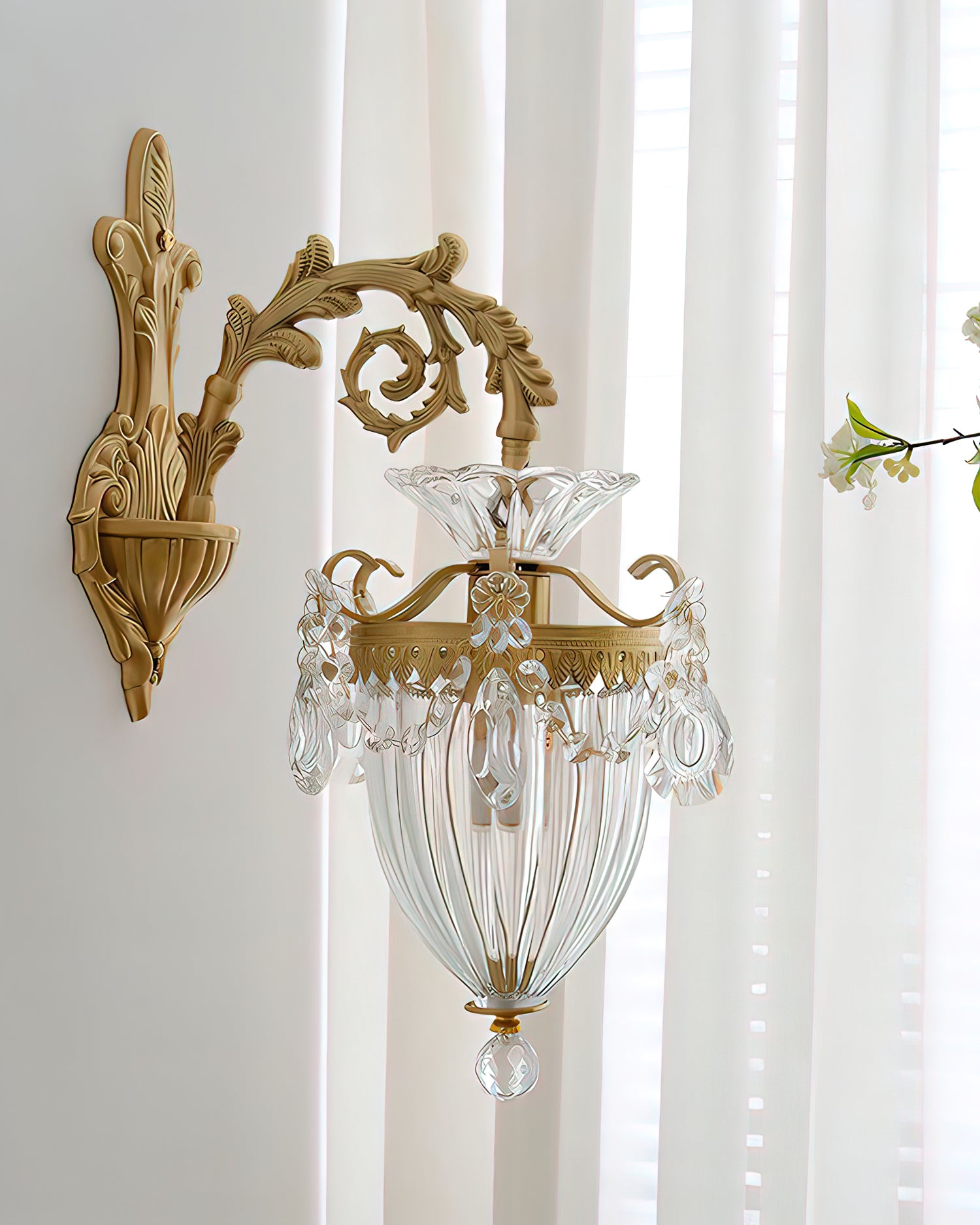 Emiliana Wall Lamp