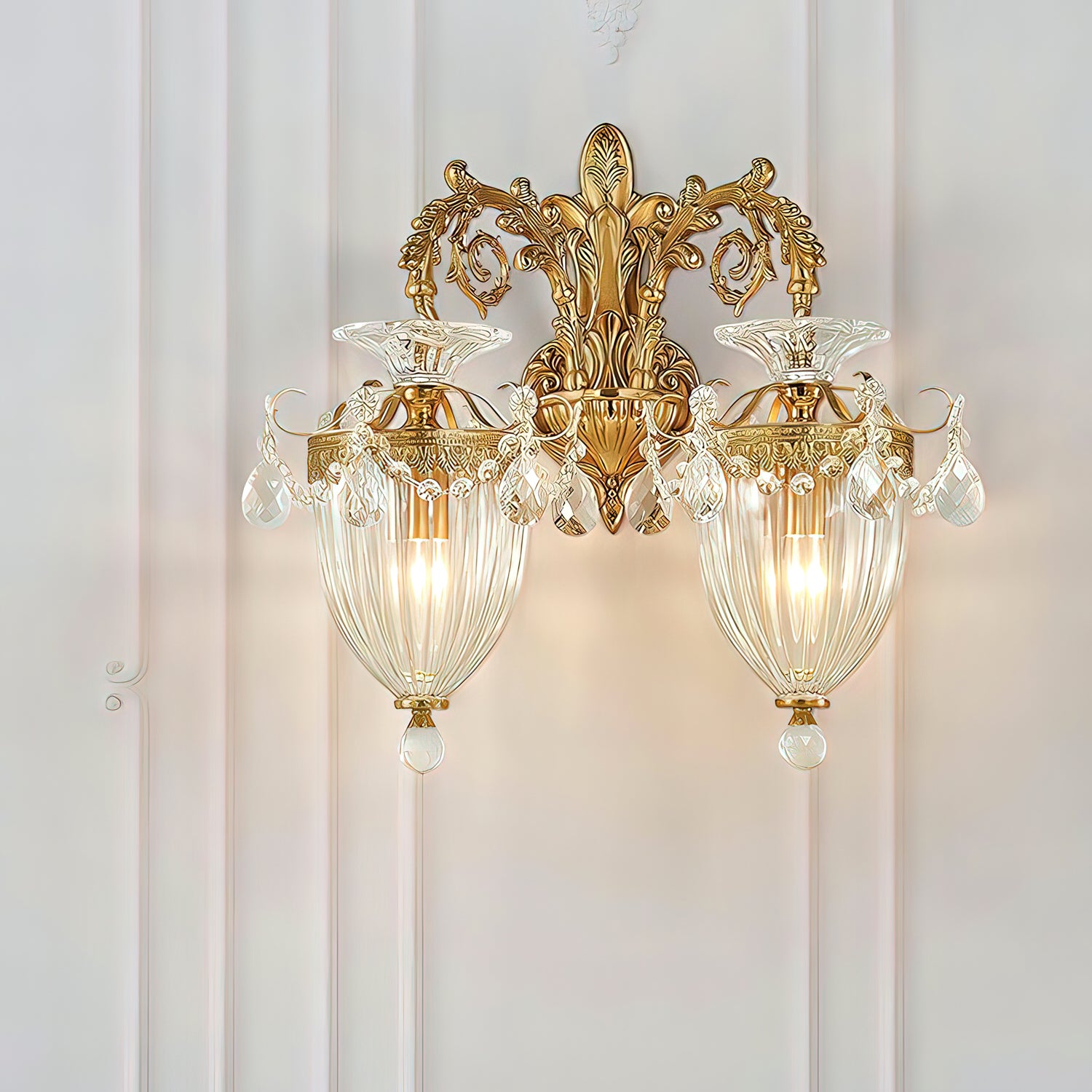 Emiliana Wall Lamp