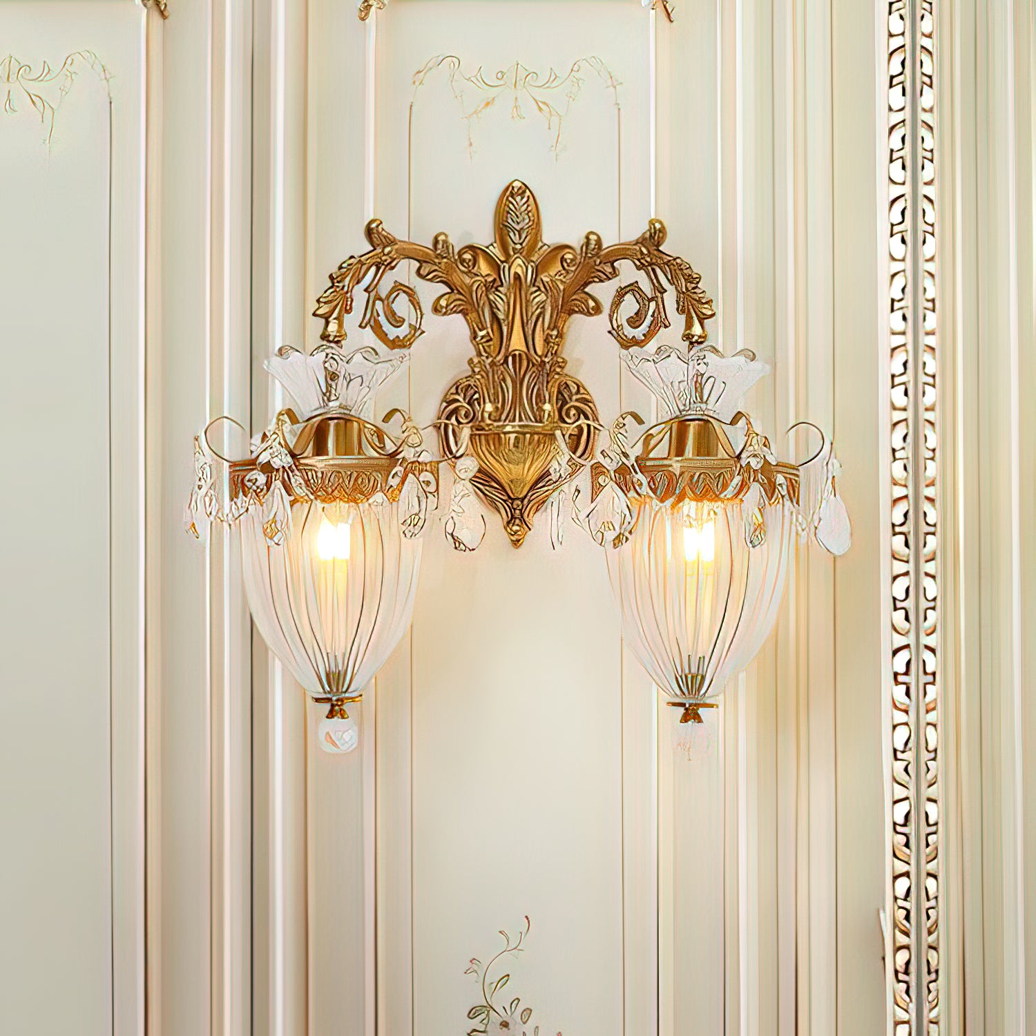 Emiliana Wall Lamp