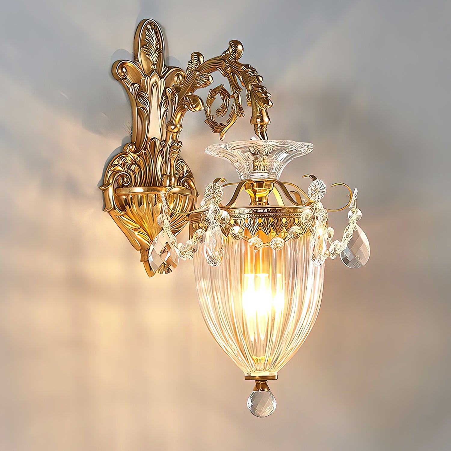 Emiliana Wall Lamp