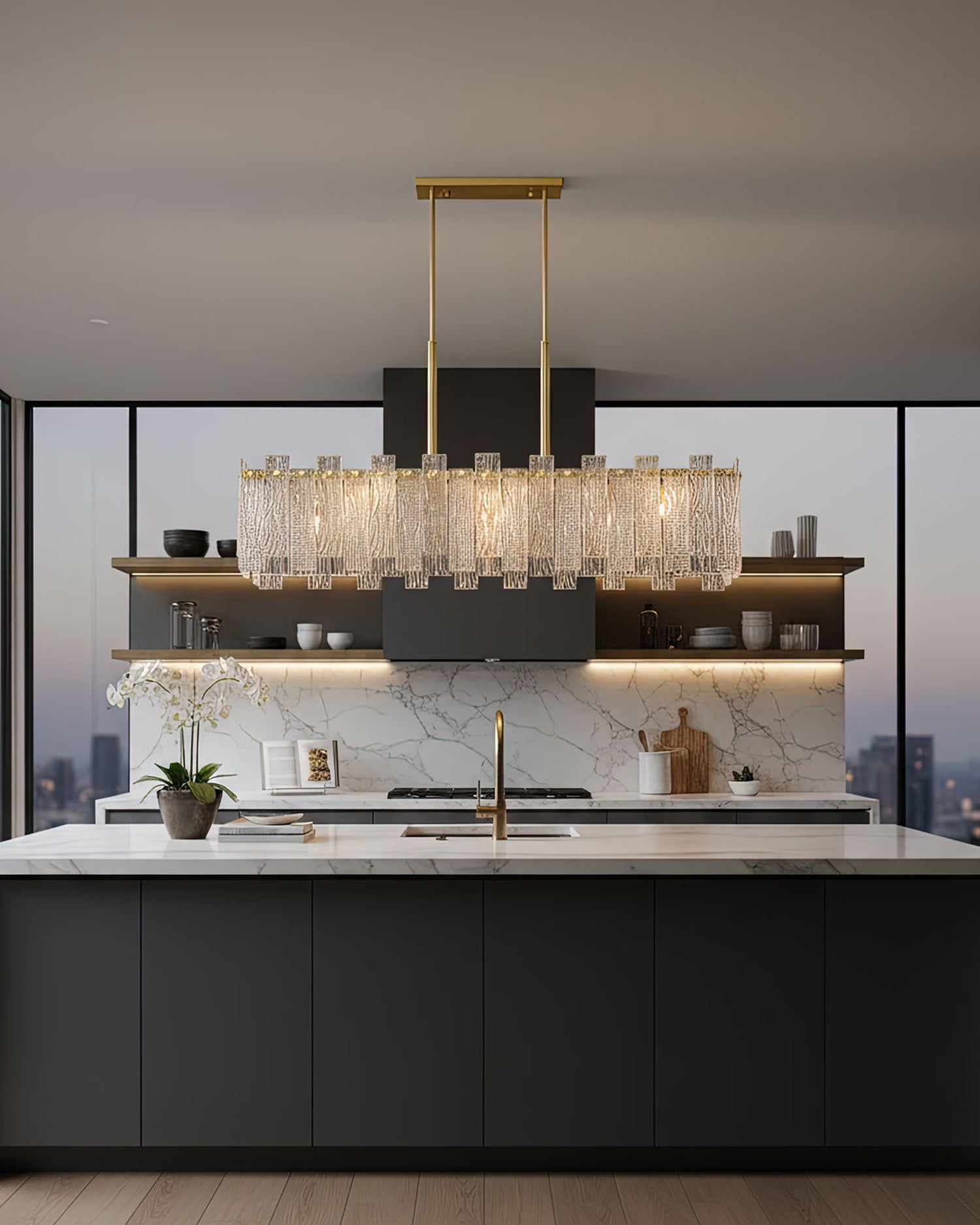 Engaveric Chandelier