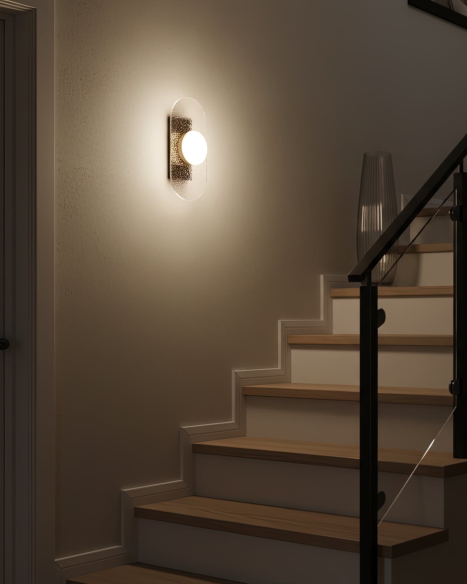 Jabot Wall Lamp