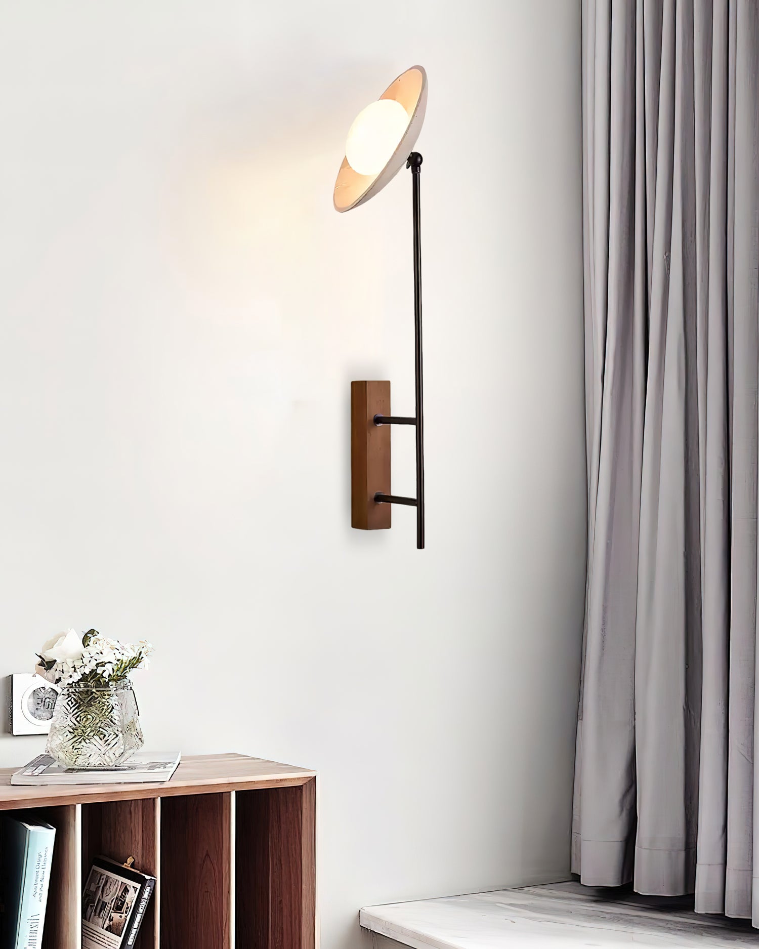 Kona Wall Light