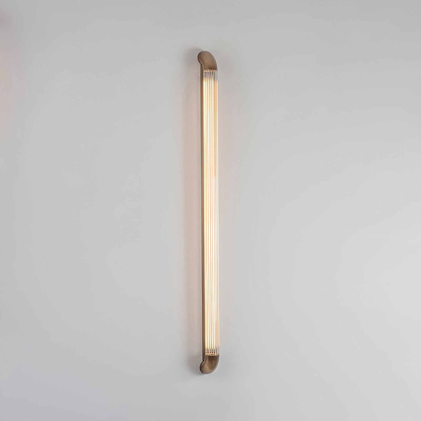 Kymi Wall Light