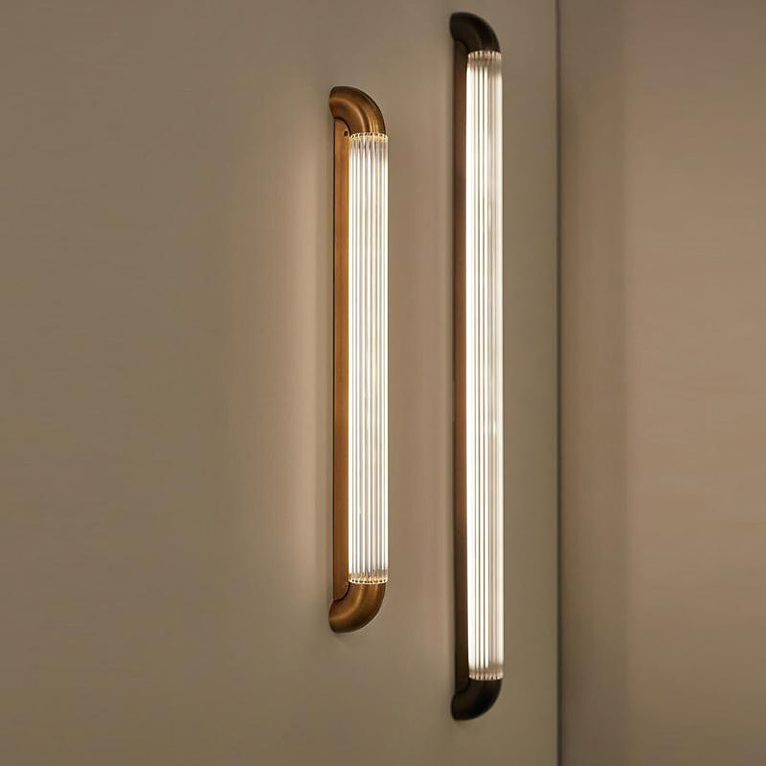 Kymi Wall Light