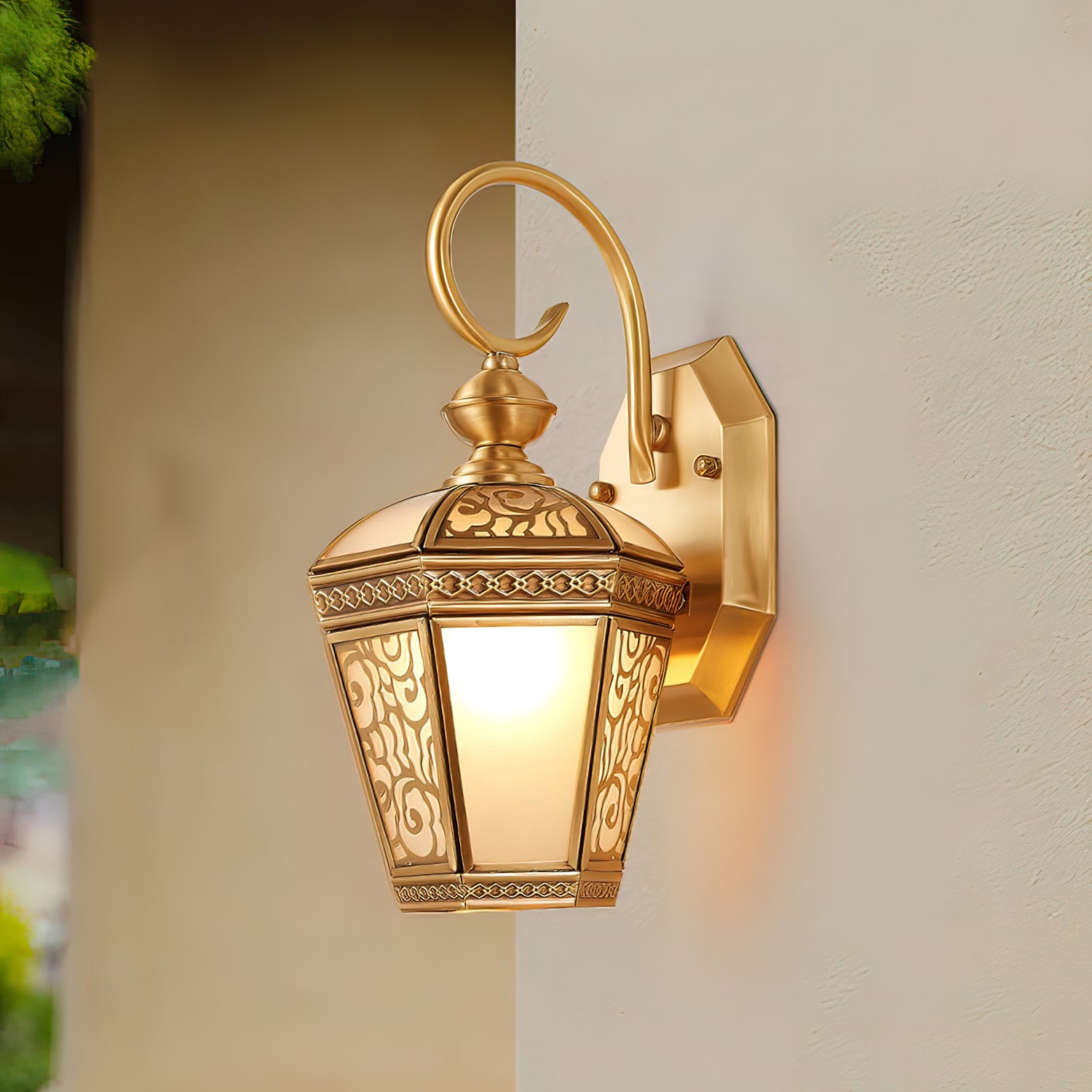 Montrose Wall Light