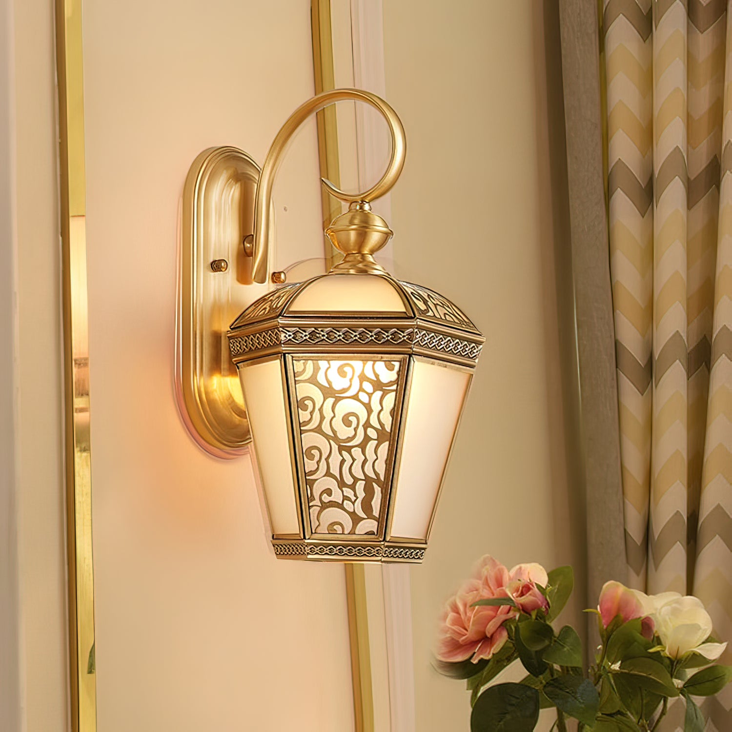 Montrose Wall Light