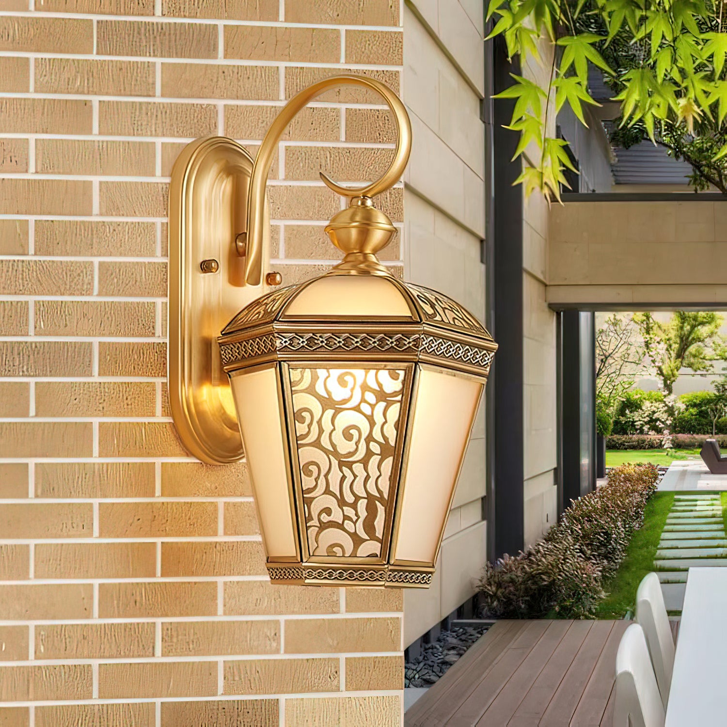 Montrose Wall Light