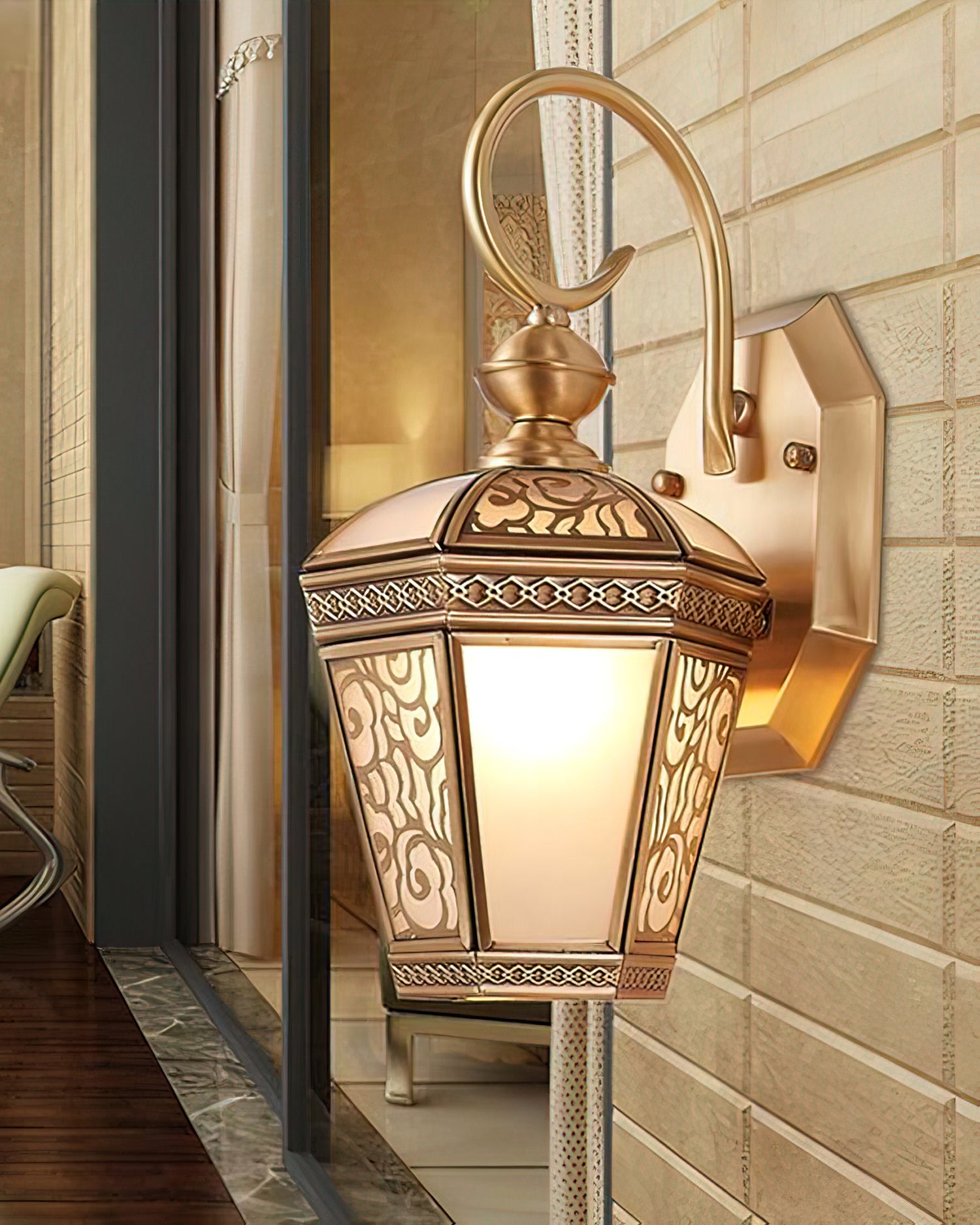 Montrose Wall Light
