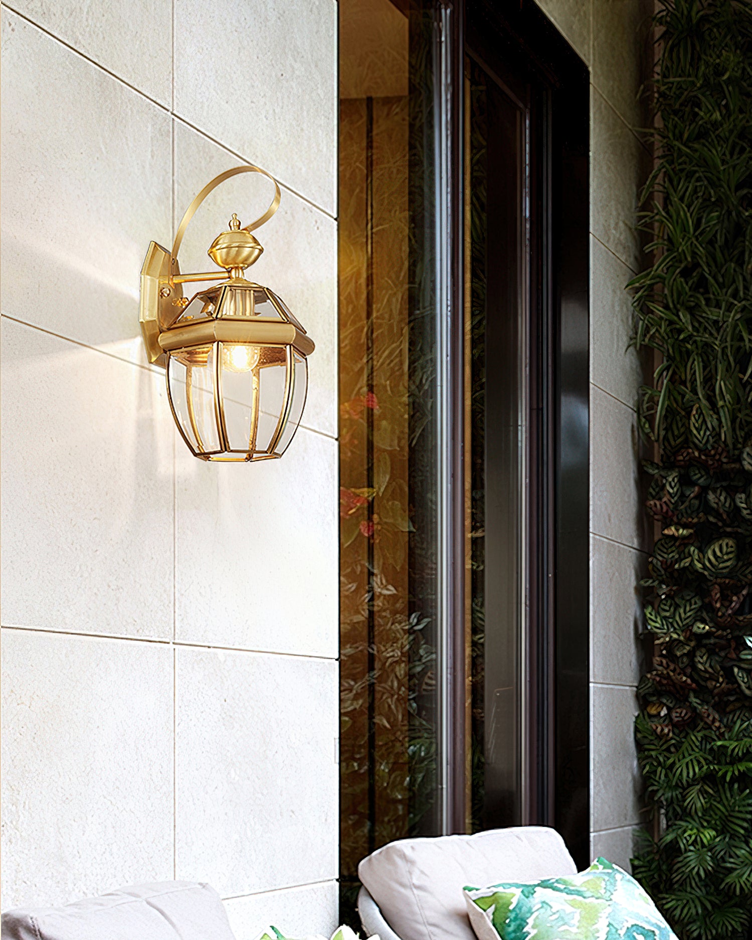 Newbury Wall Light