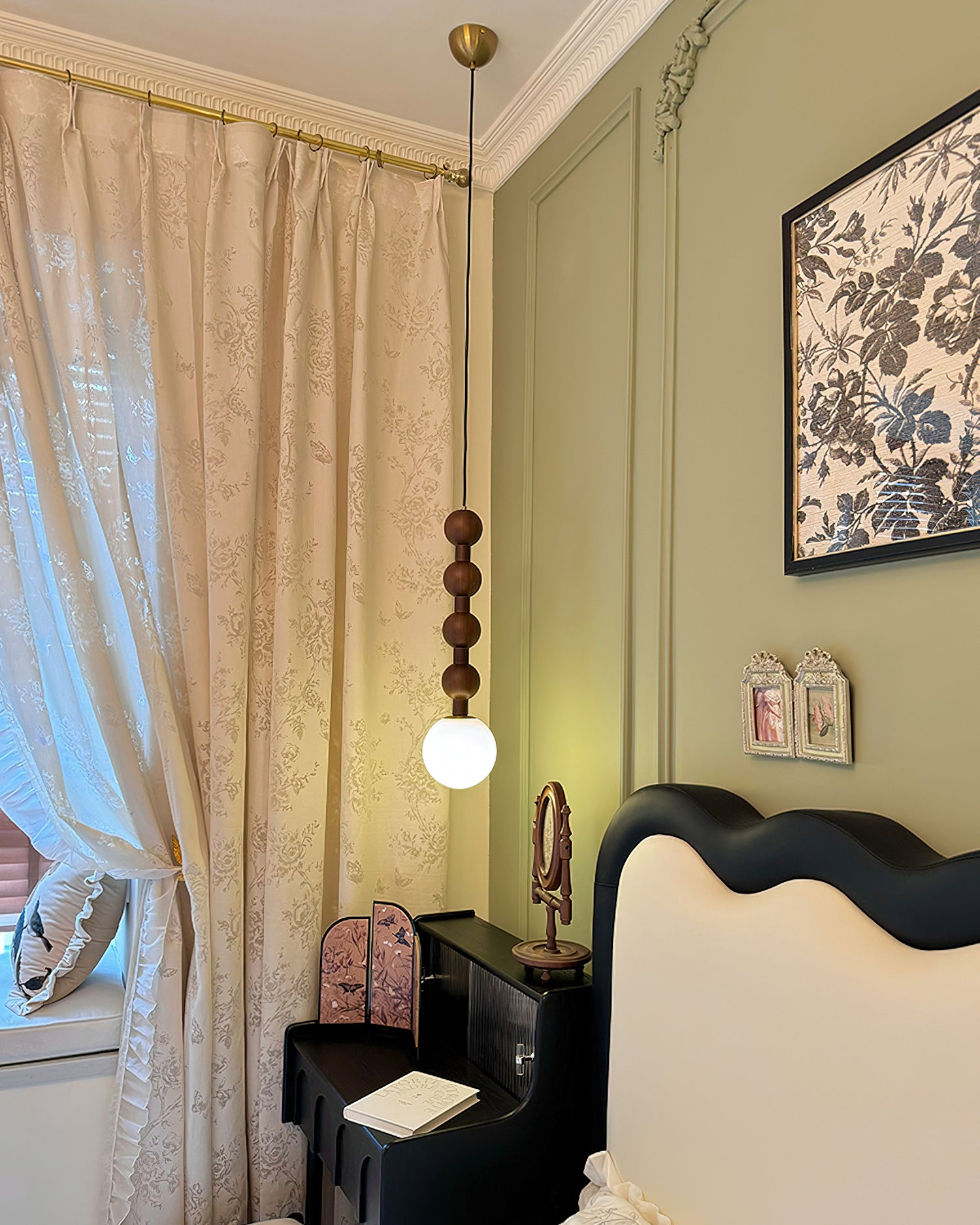 Orbet Pendant Light