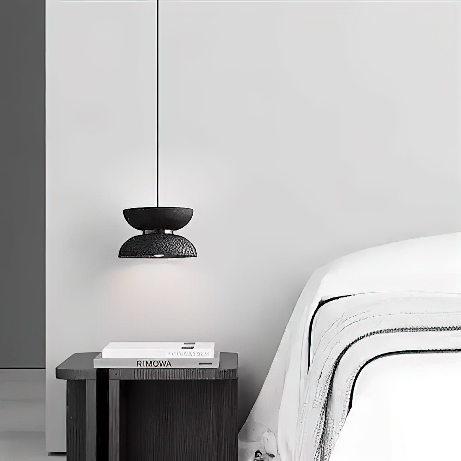 Sean Pendant Light