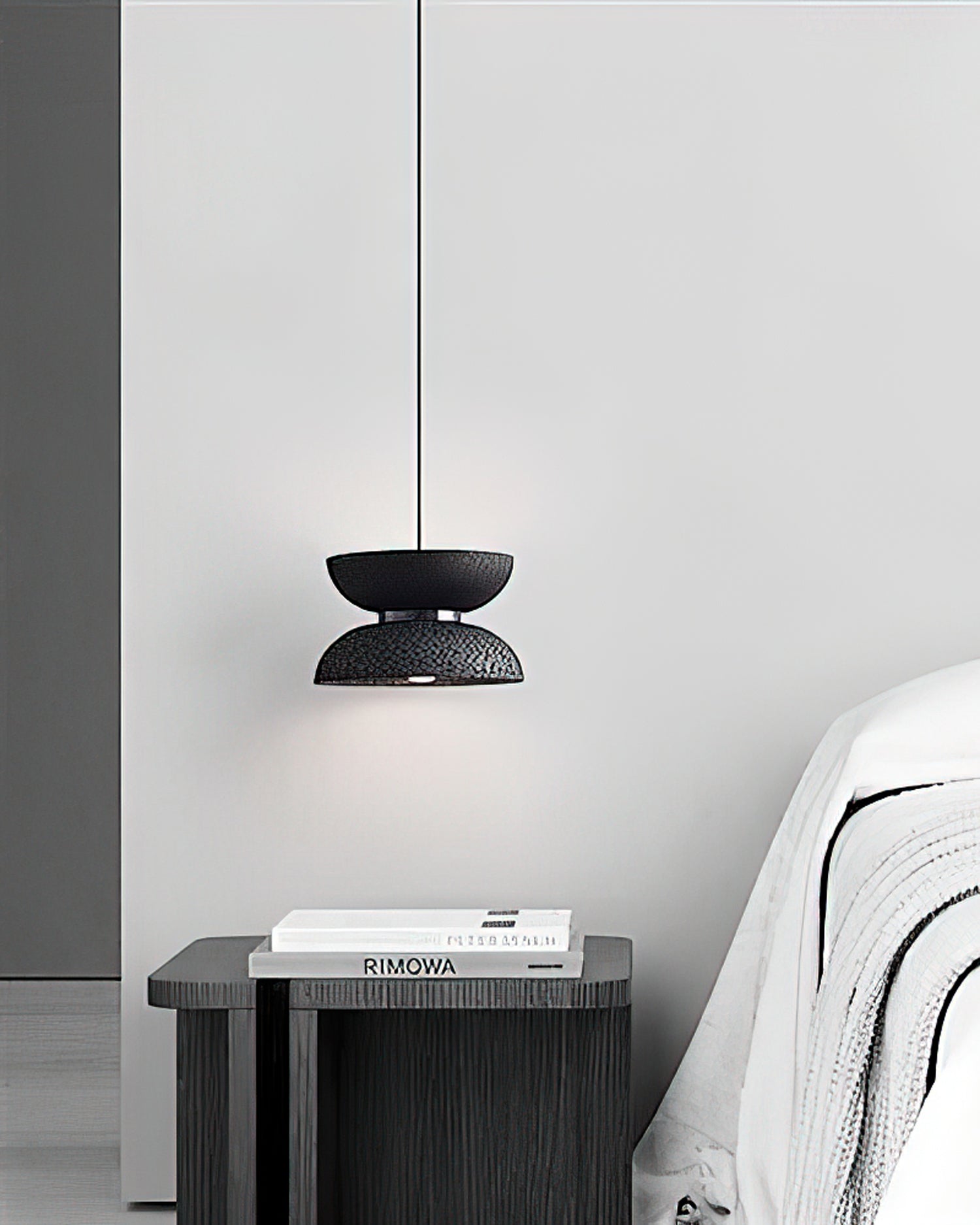 Sean Pendant Light