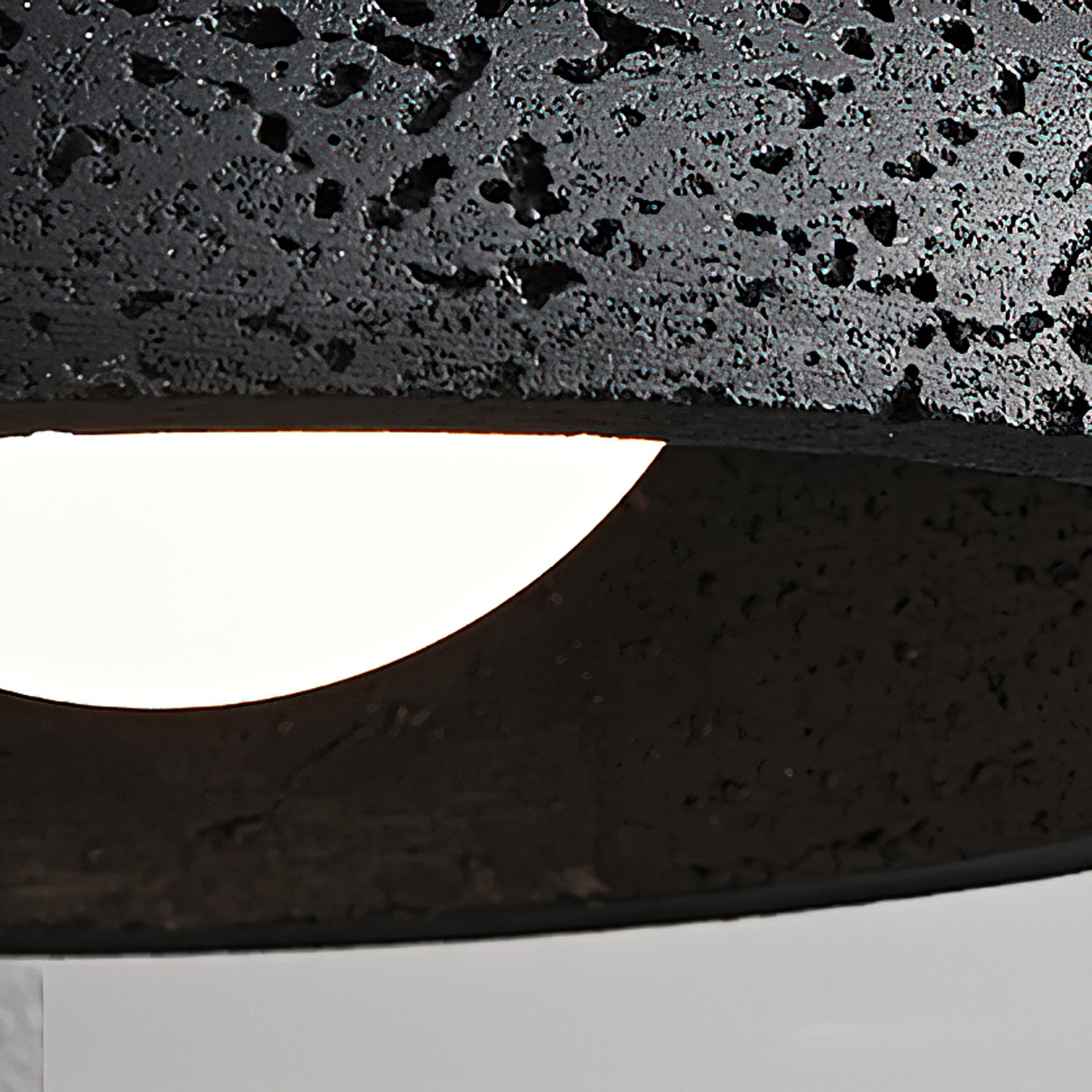 Sean Pendant Light