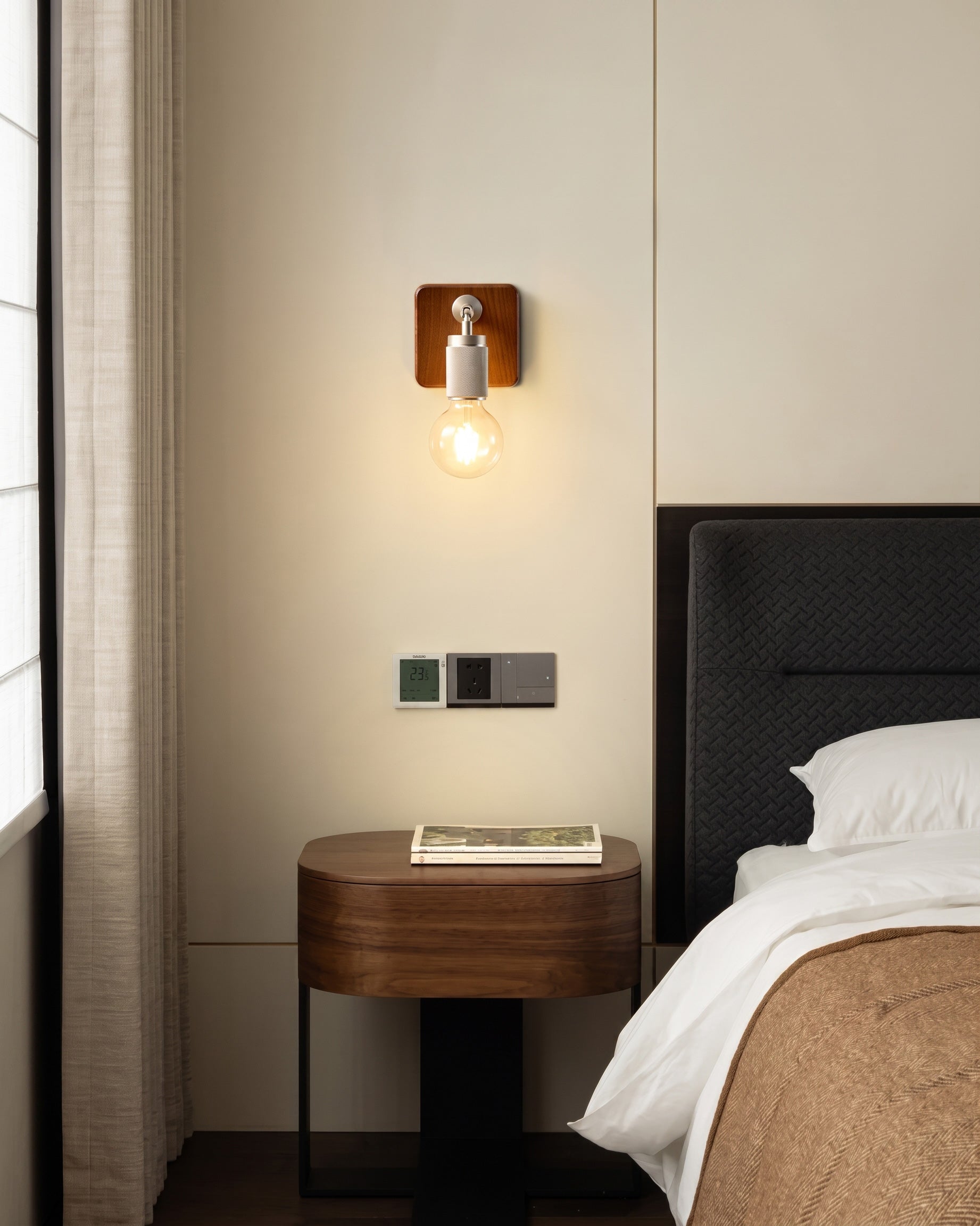 Silas Wood Wall Sconce