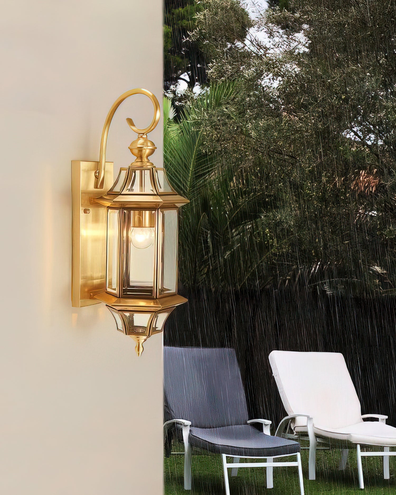 Speight Outdoor Wall Lamp