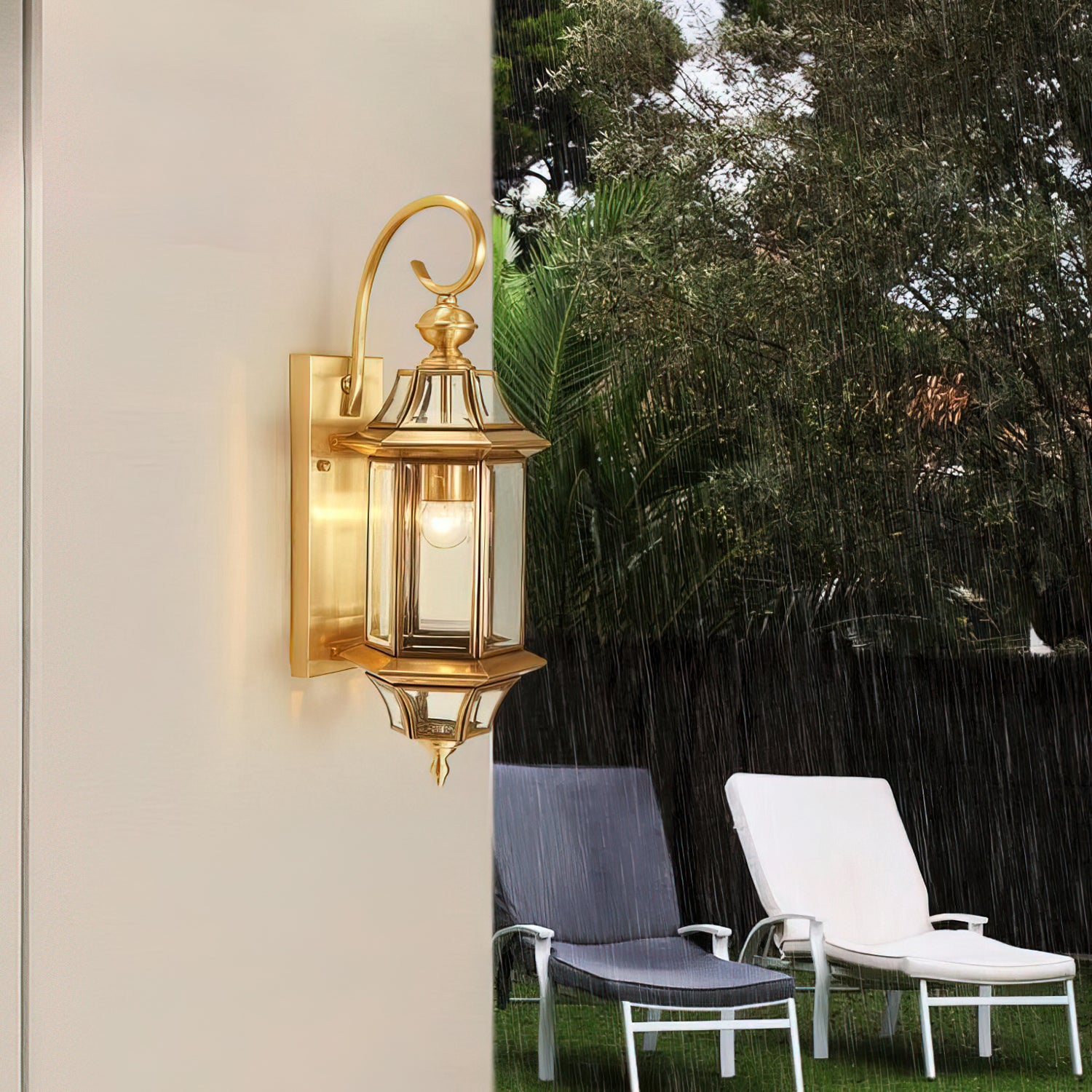 Speight Outdoor Wall Lamp
