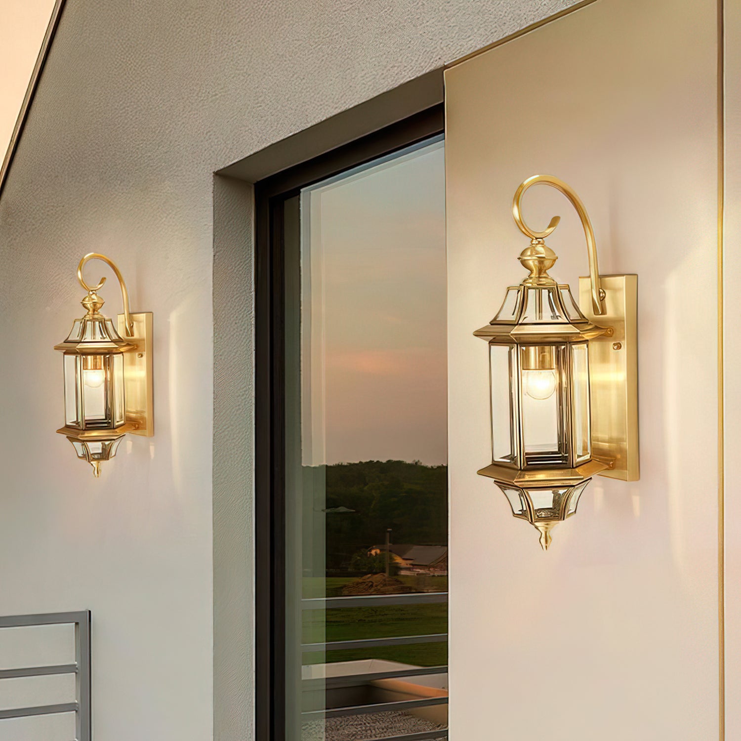 Speight Outdoor Wall Lamp