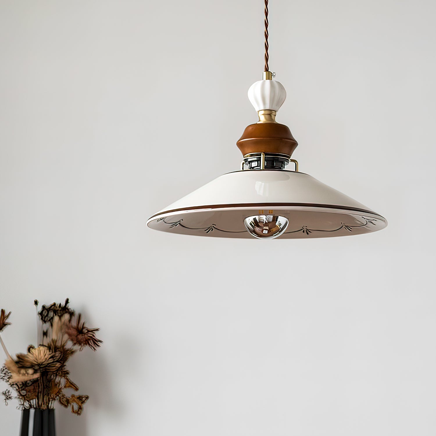 Stilux Pendant Light