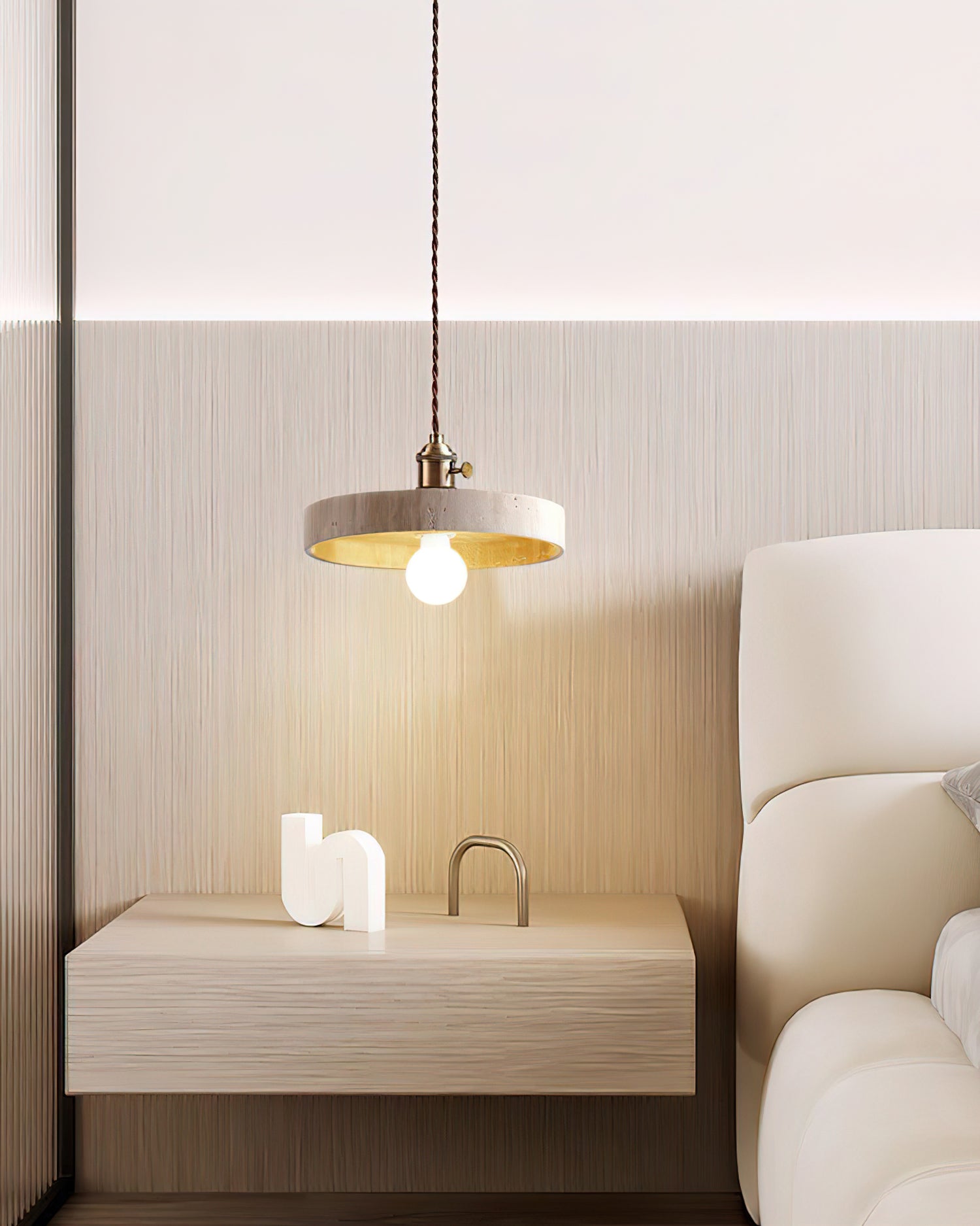 Sumit Pendant Light