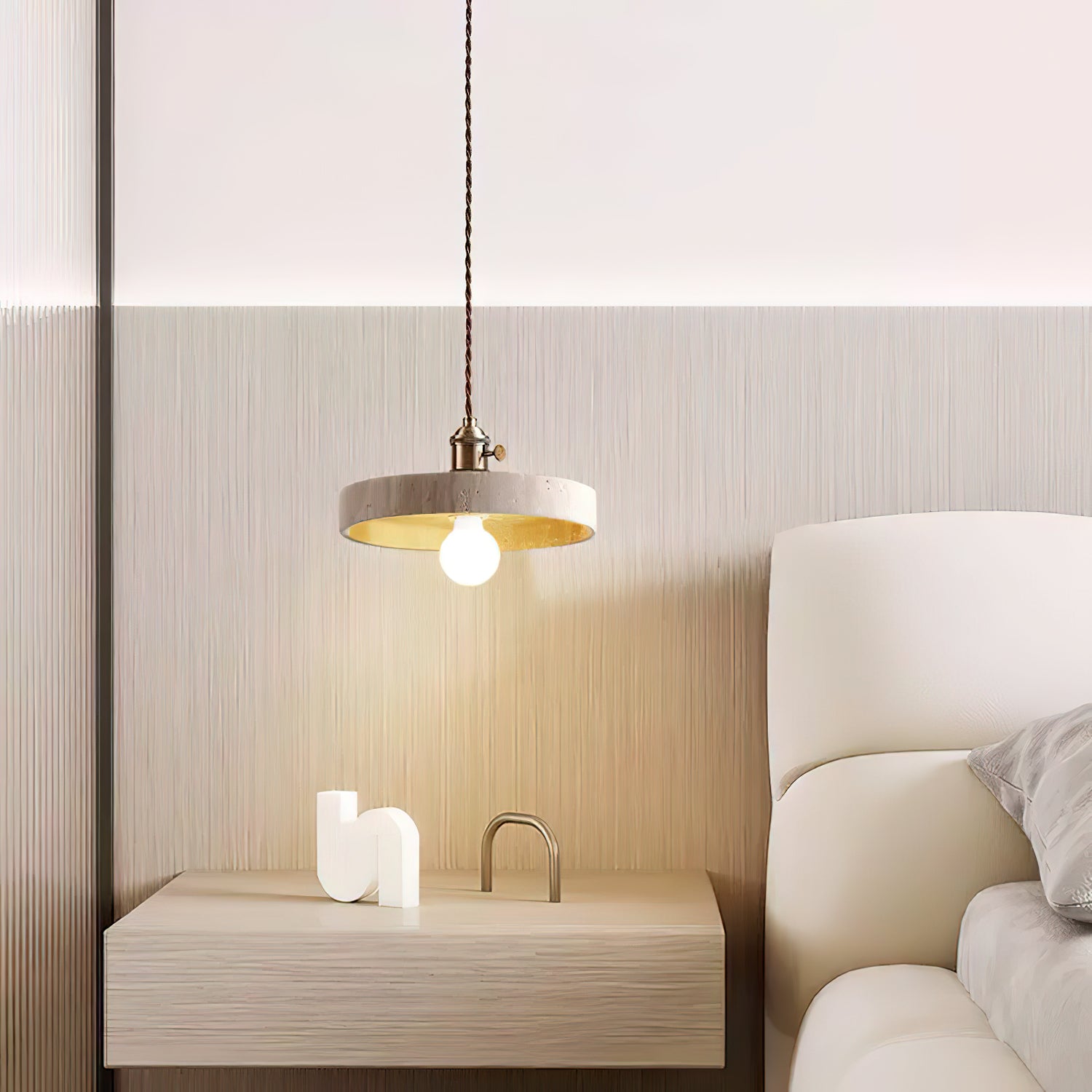 Sumit Pendant Light