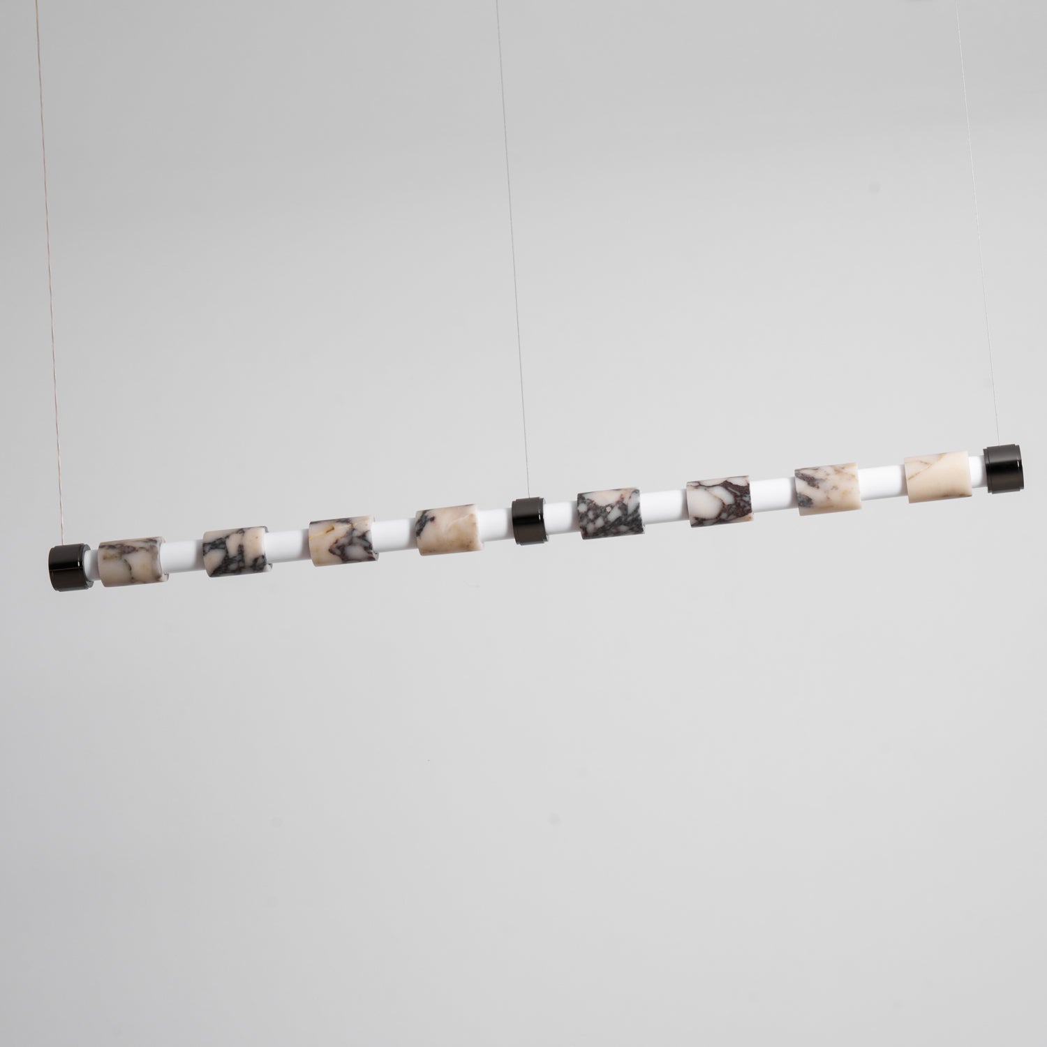 Troag Pendant Light
