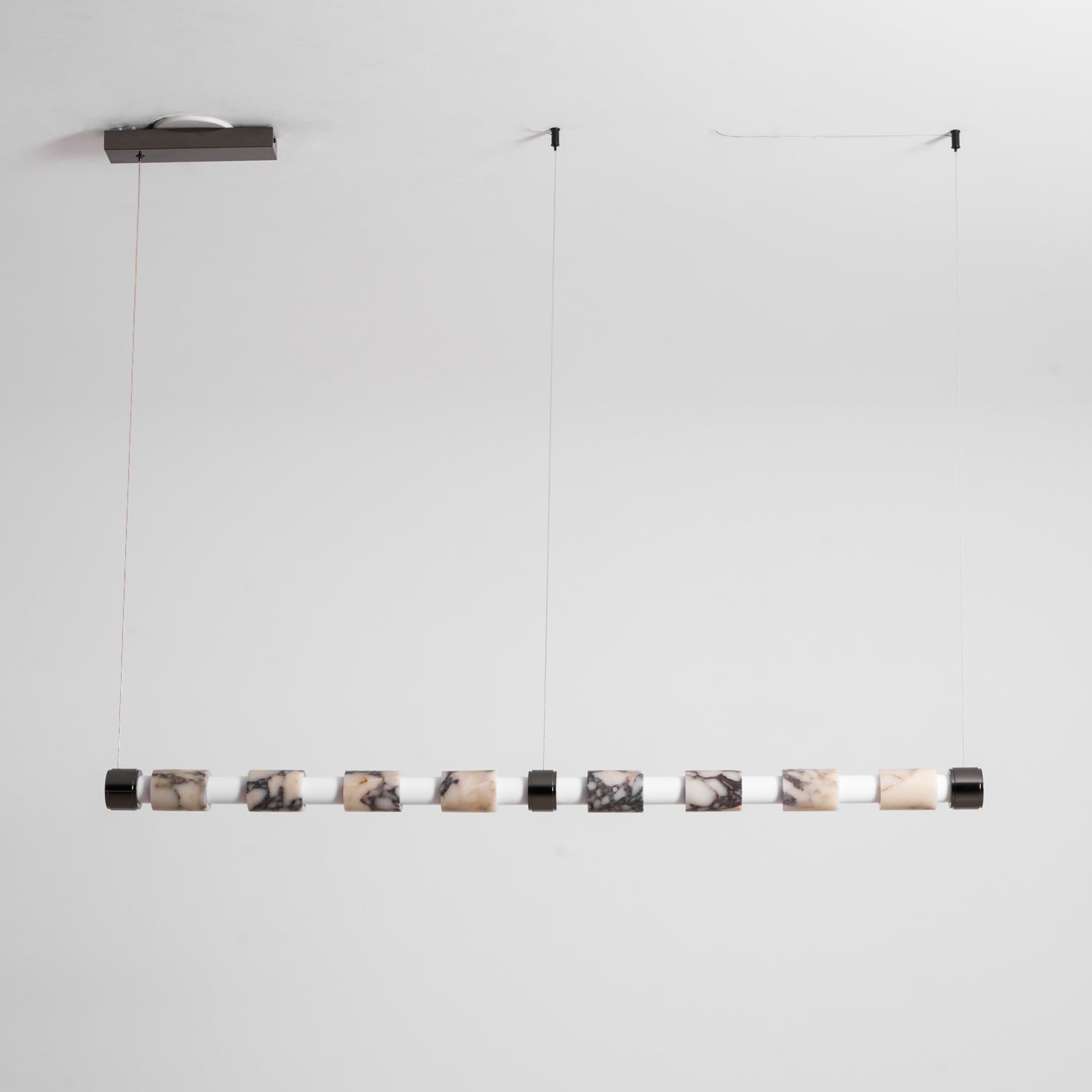 Troag Pendant Light