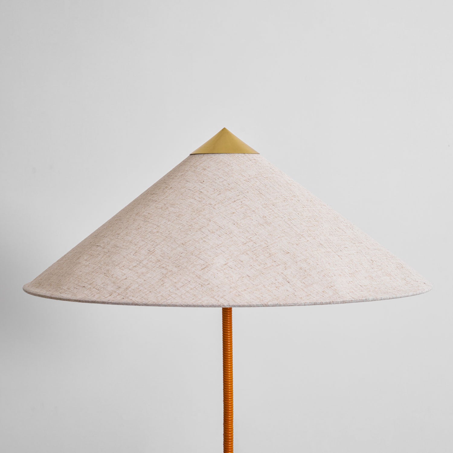 Rattan Circle Waiting Floor Lamp