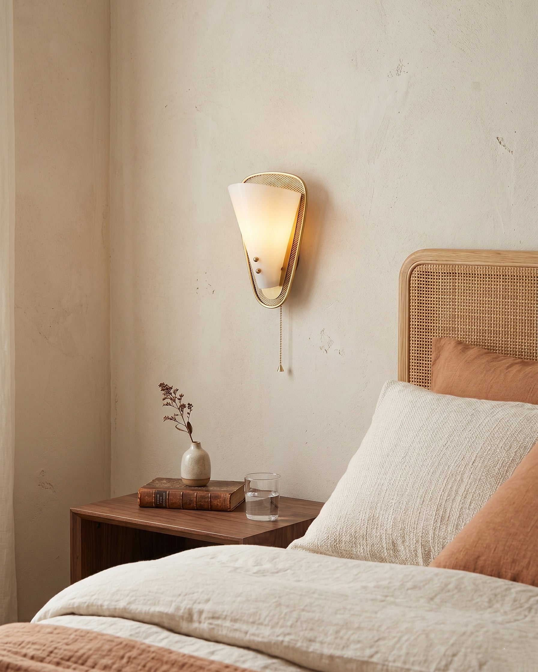 Vanguard Mid Century Wall Sconce