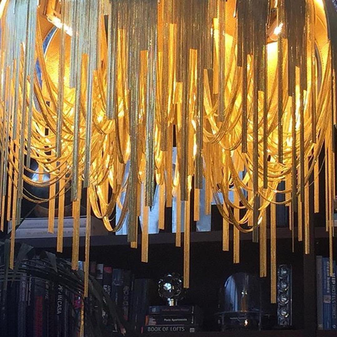 Volver Chandelier