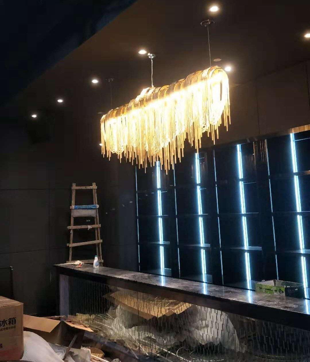 Volver Chandelier