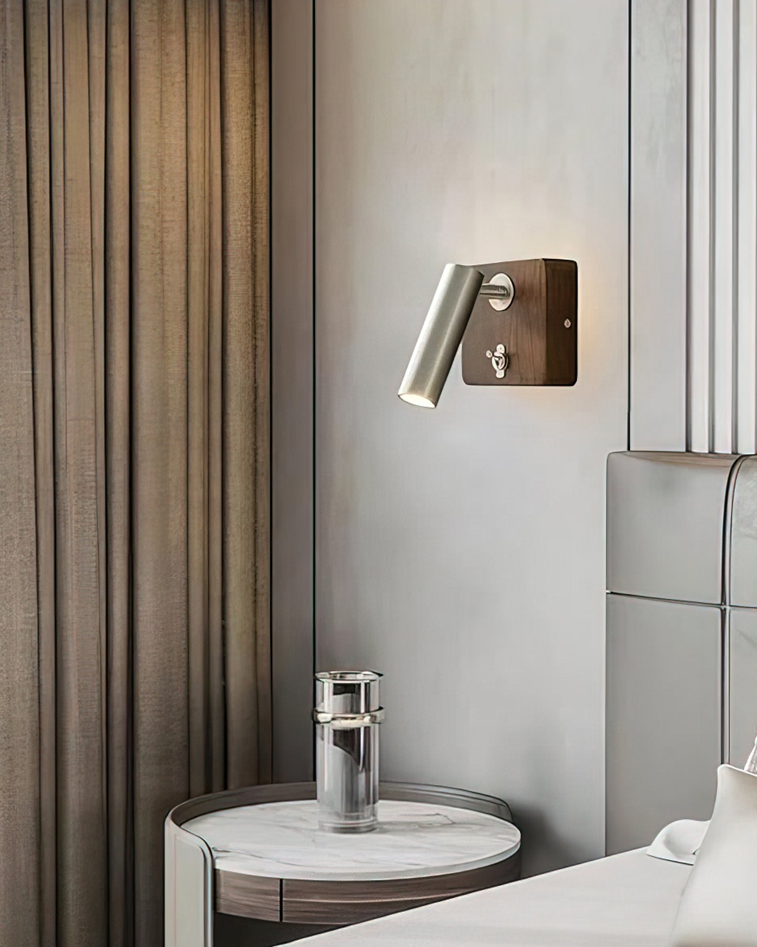 Wilsonart Wall Lamp