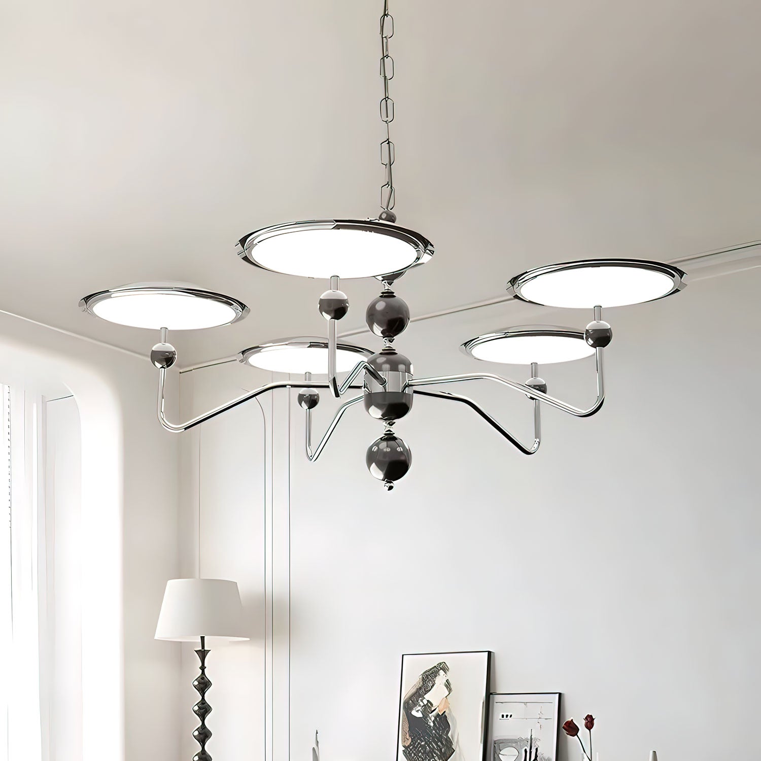Jonathan Chandelier