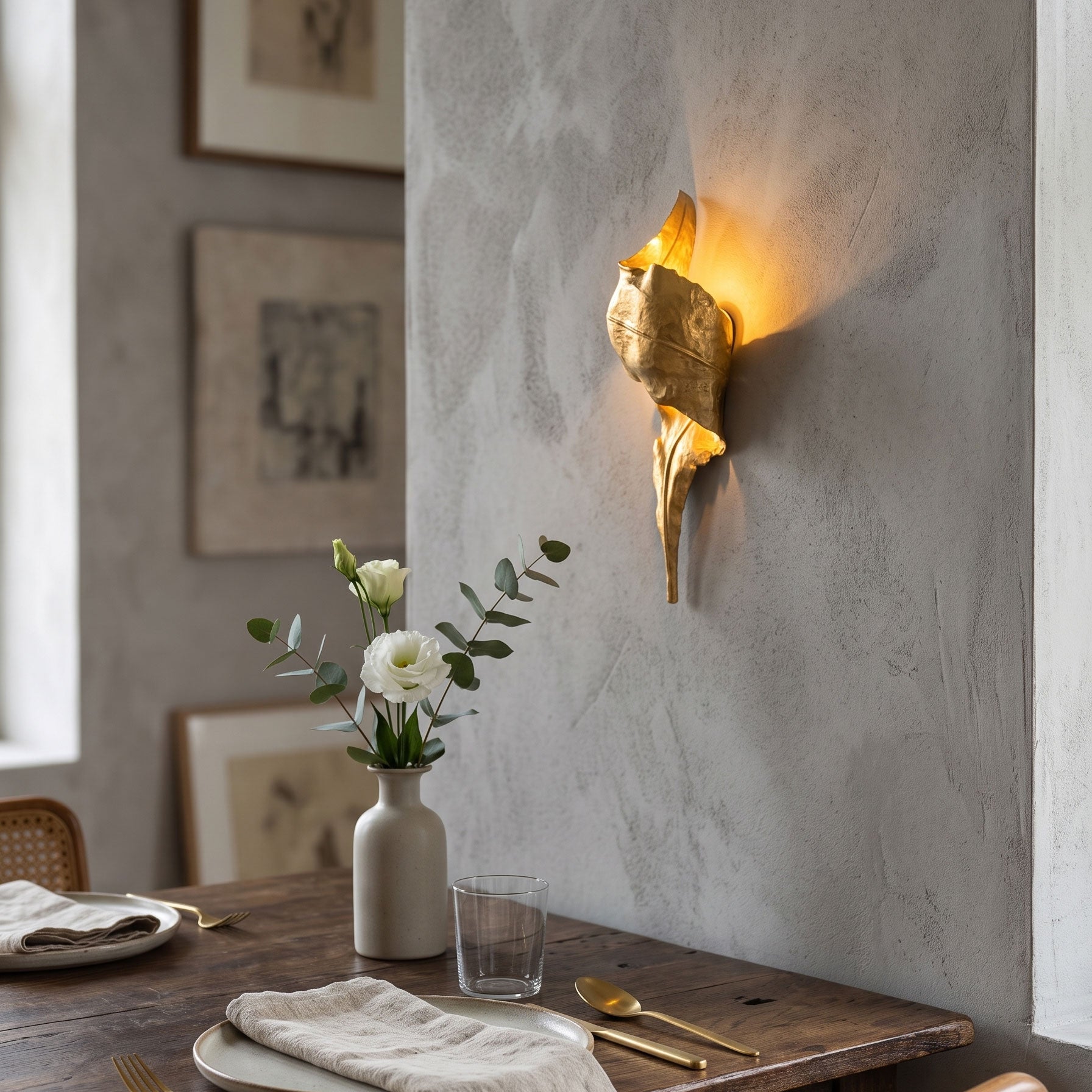 Rayonshine Althaia Sculptural Leaf Wall Sconce — Detail View 3