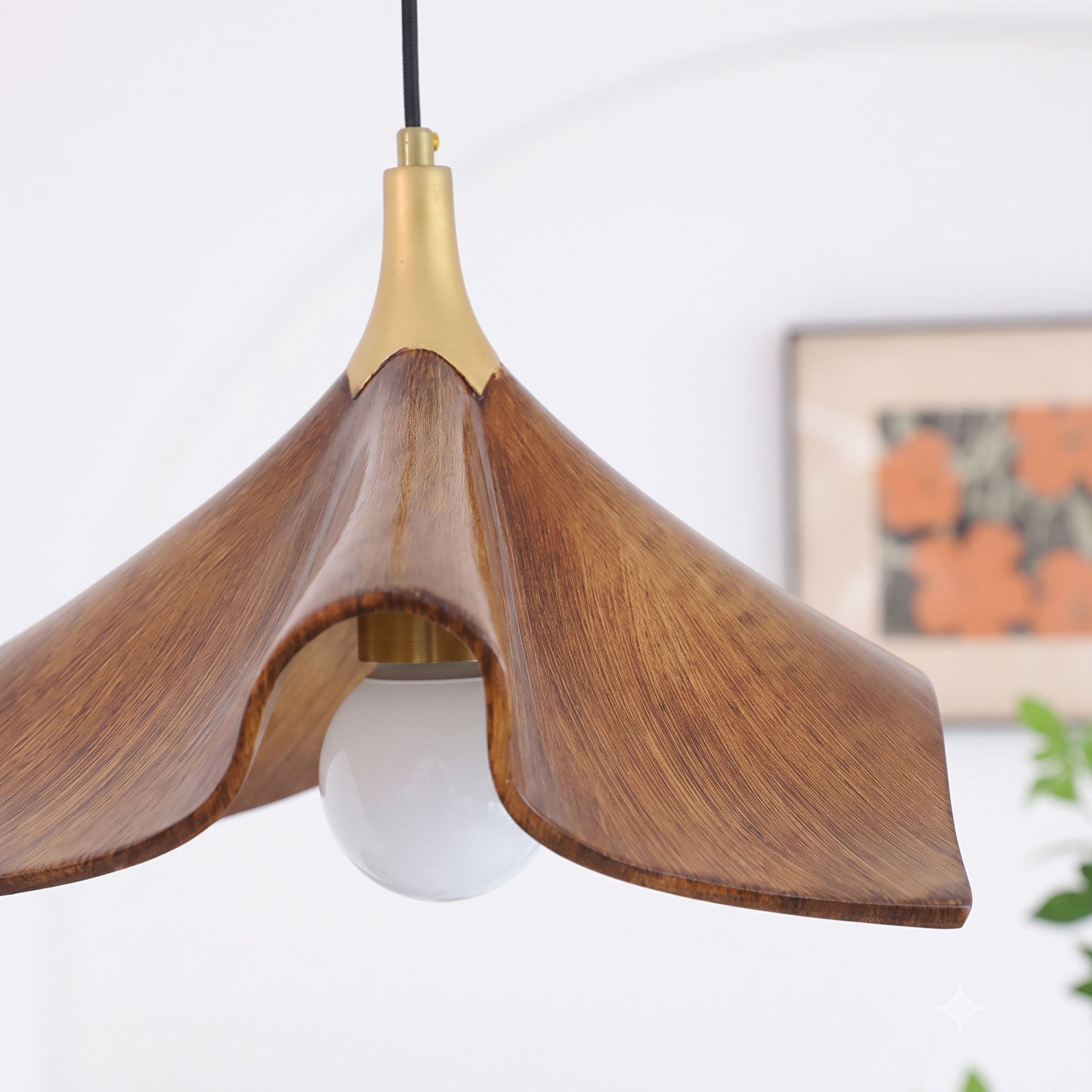 Arlo Resin Wave Pendant Light
